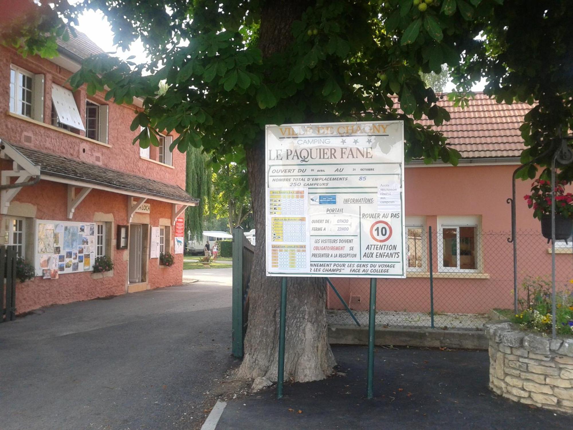 Camping Du Paquier Fane Chagny  Zewnętrze zdjęcie